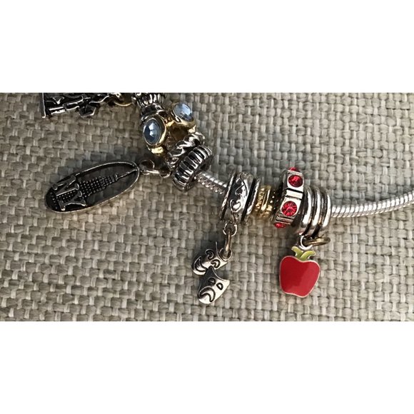 Girl’s Charm Bracelet with NYC Accents with Heart Shaped Clasp - Picture 5 of 5